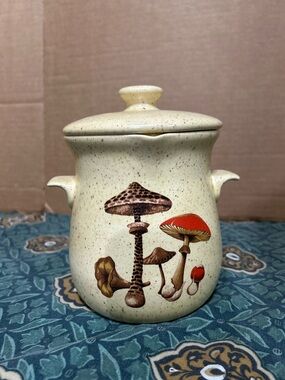 1970s Rare Vintage Mushroom Stoneware Crock Jar w/ Lid – Rustic Kitchen Canister